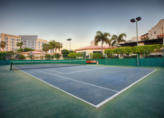 Las Mananitas Tennis Court